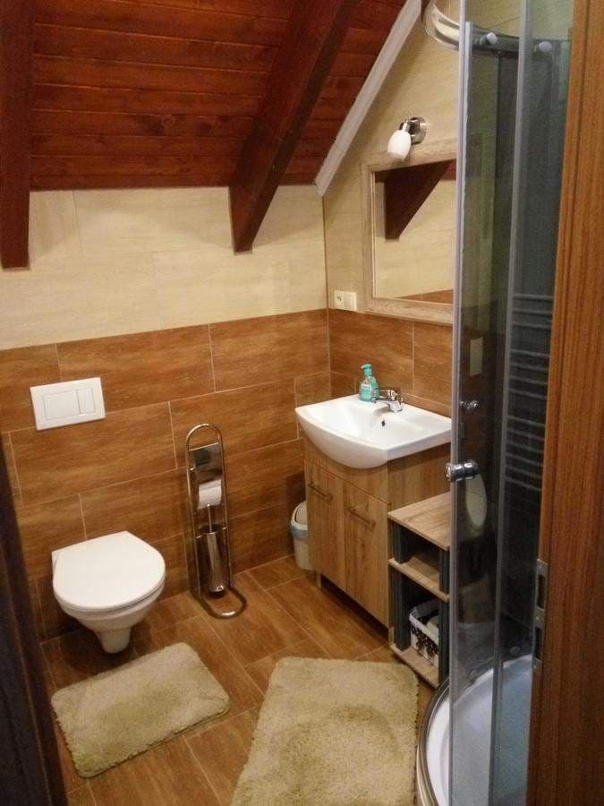 Kúpeľňa s toaletou - Cottage Refresh
