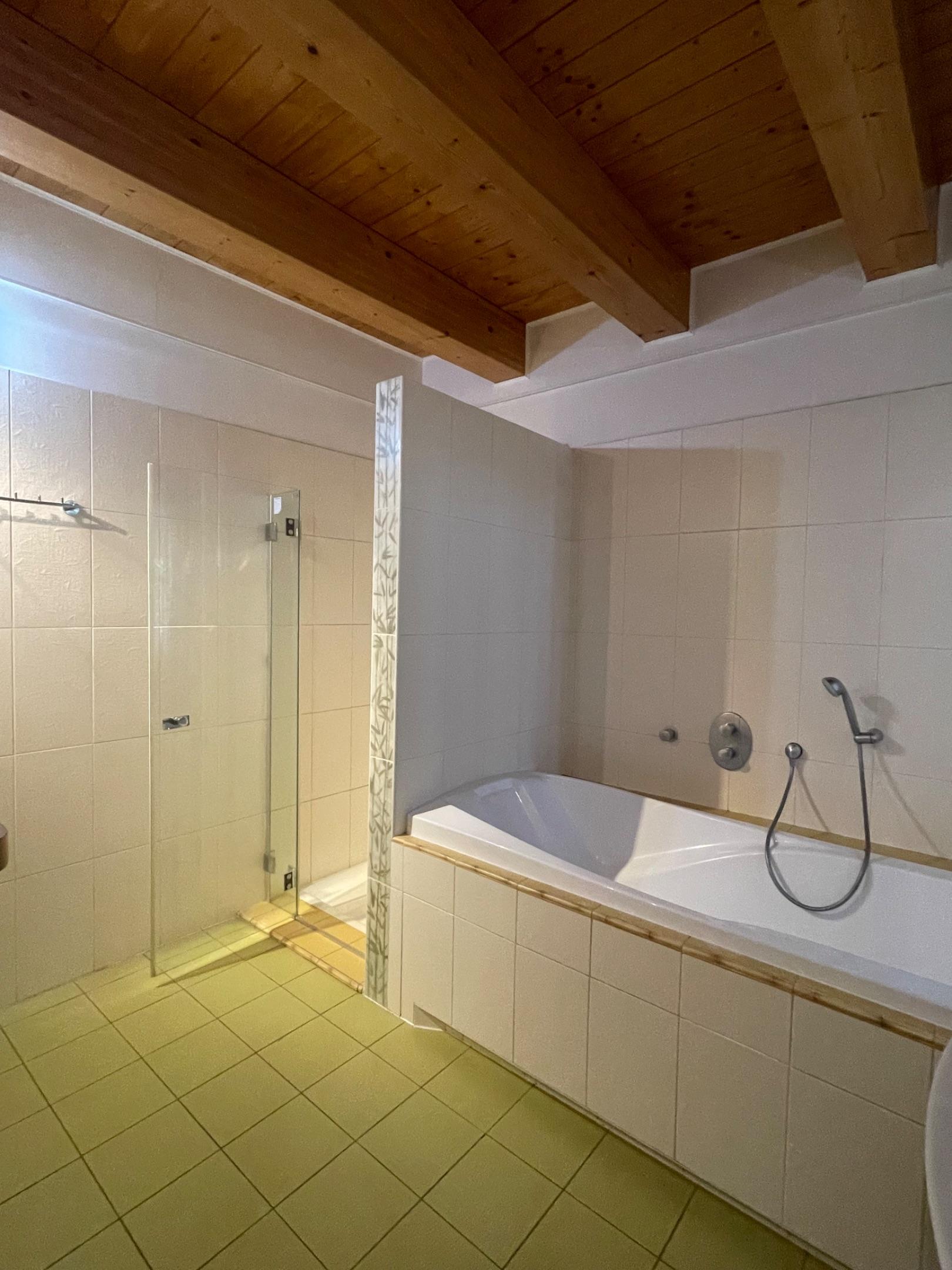 Appartement mit 1 Schlafzimmer  - Apartment in einer blockhütte am see