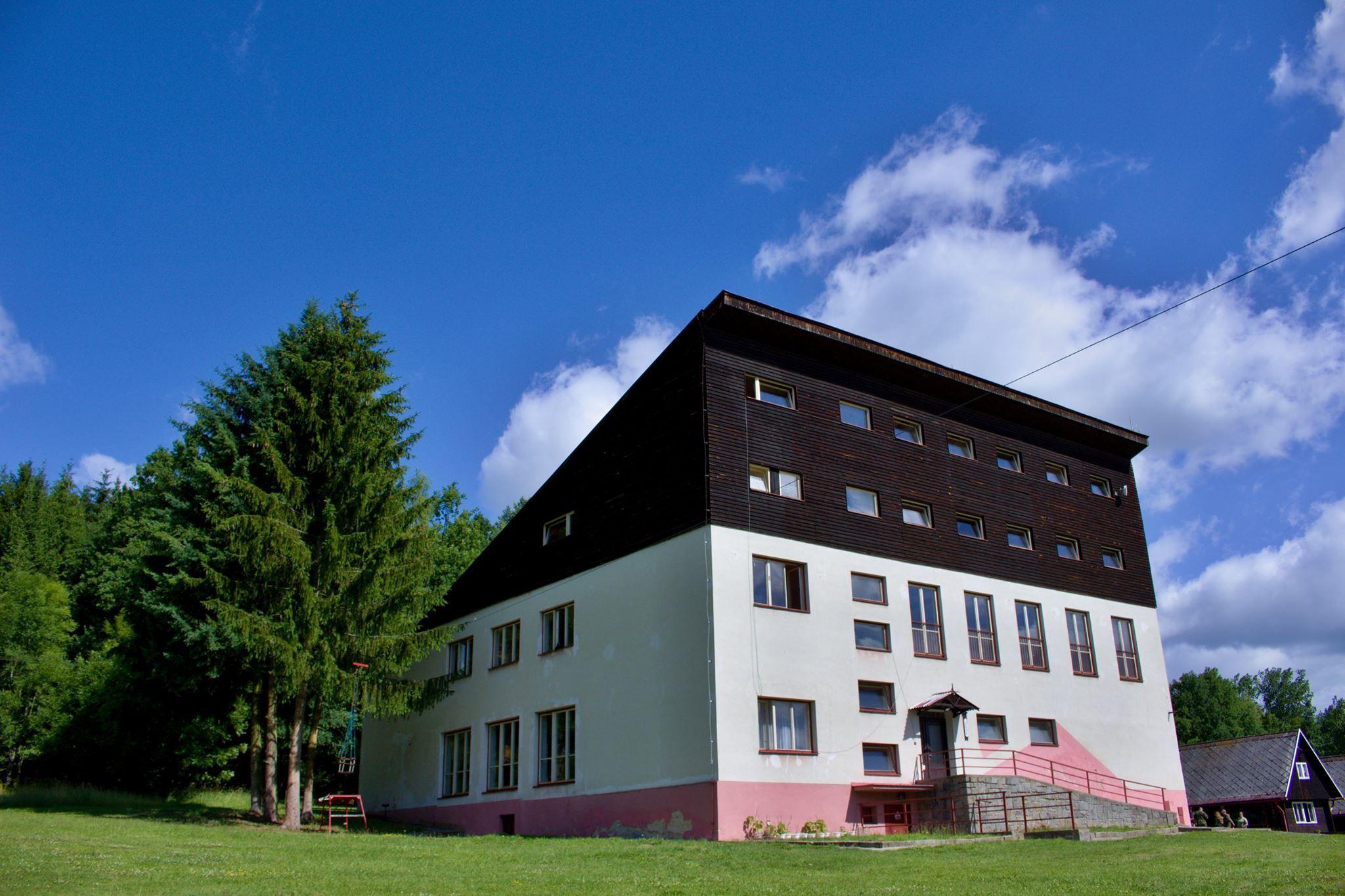 Rekreační centrum LANWOOD  976744
