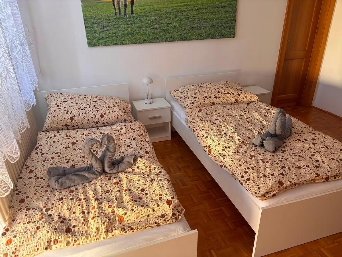 Apartmán s 4 spálňami  - Ubytovanie dom Studenec