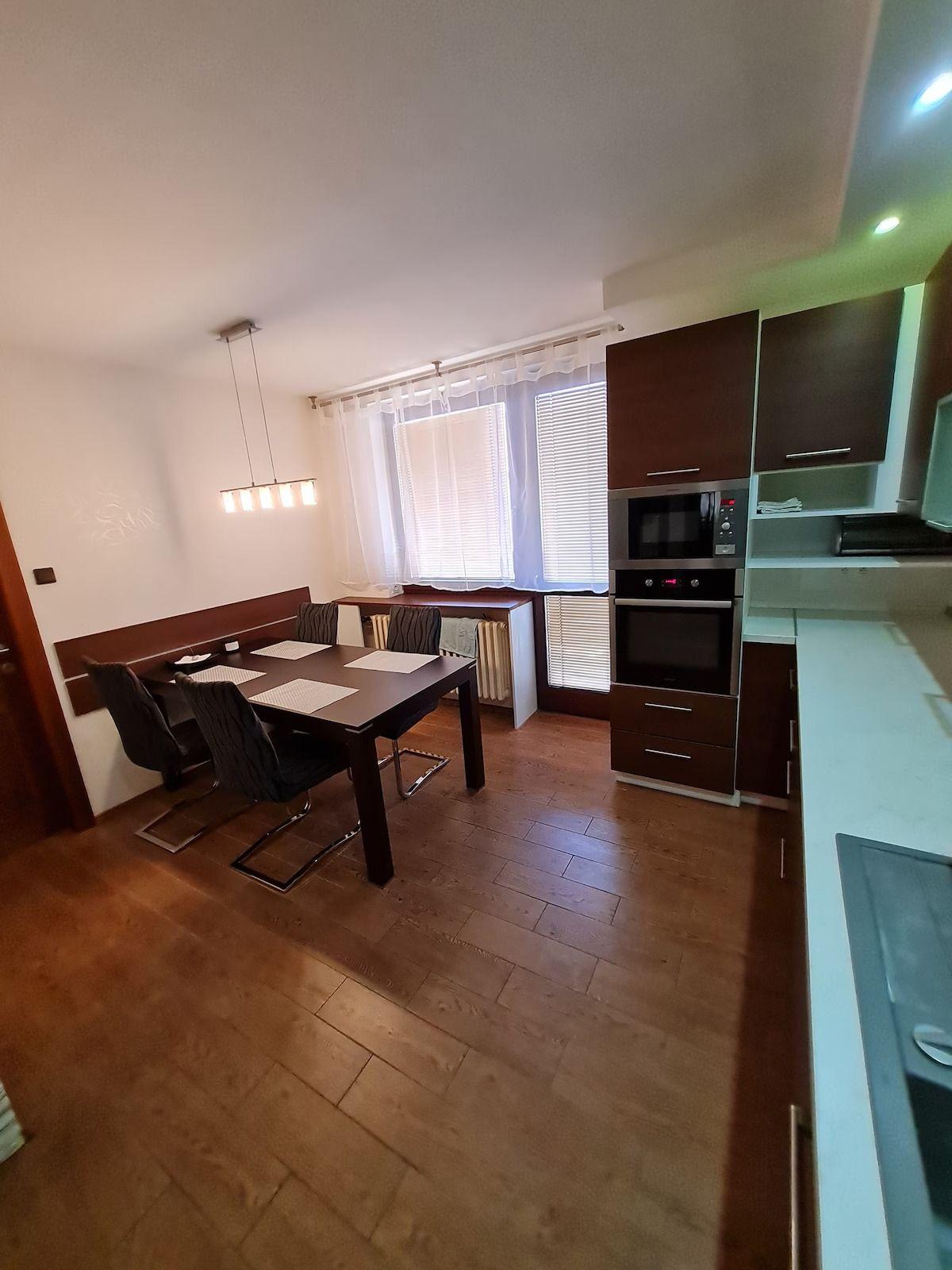 Apartmán s 4 spálňami  - Ubytovanie dom Studenec