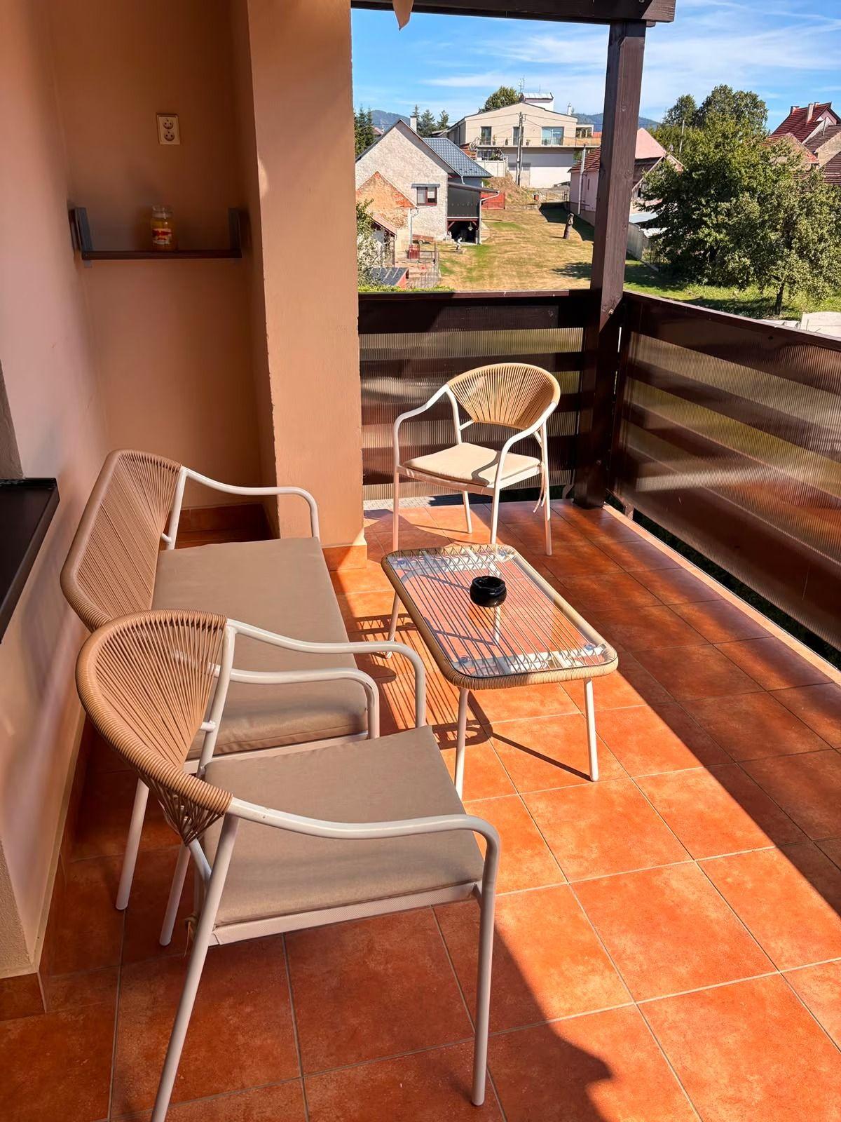 Apartmán s 4 spálňami  - Ubytovanie dom Studenec