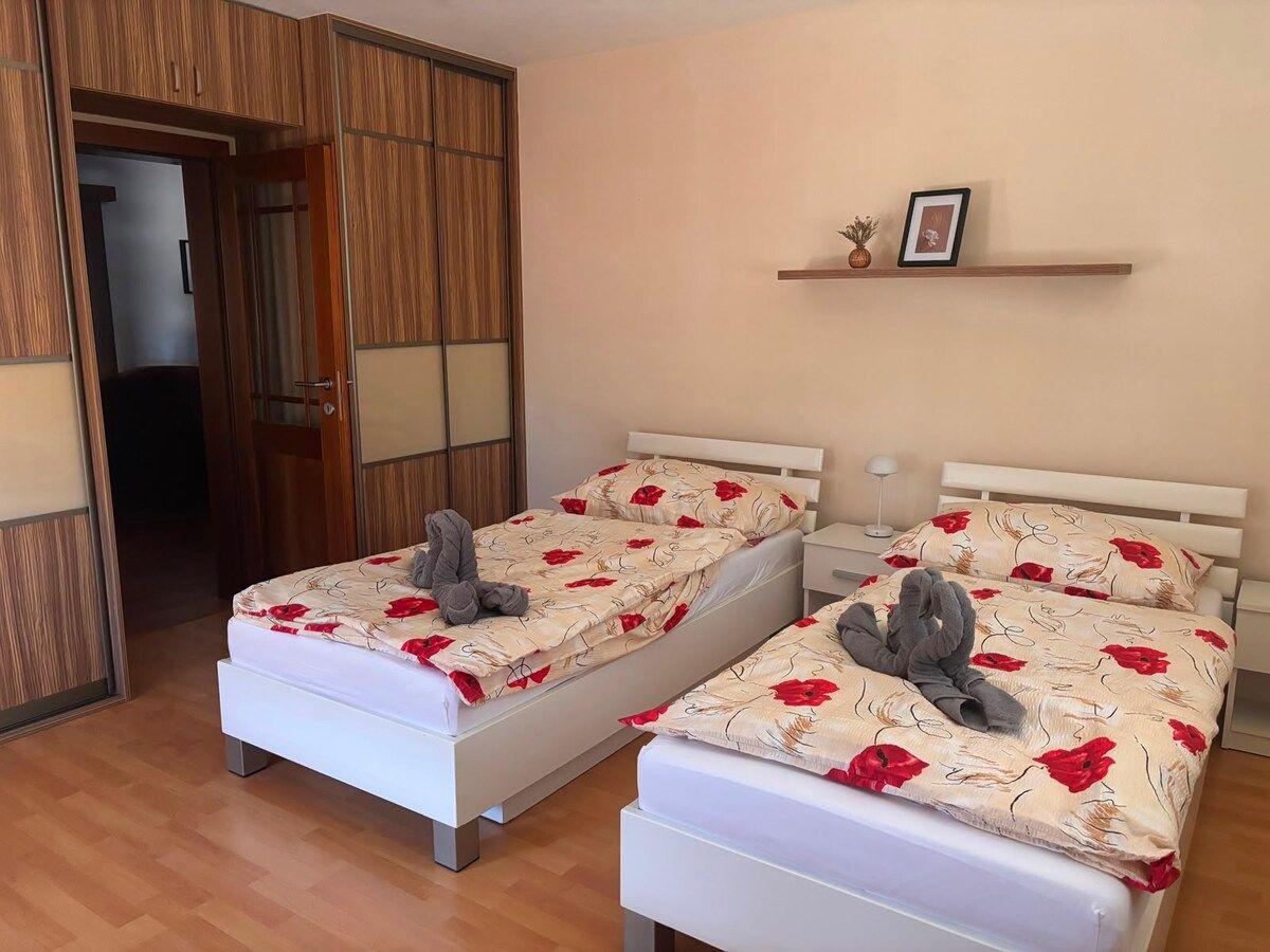 Apartmán s 4 spálňami  - Ubytovanie dom Studenec