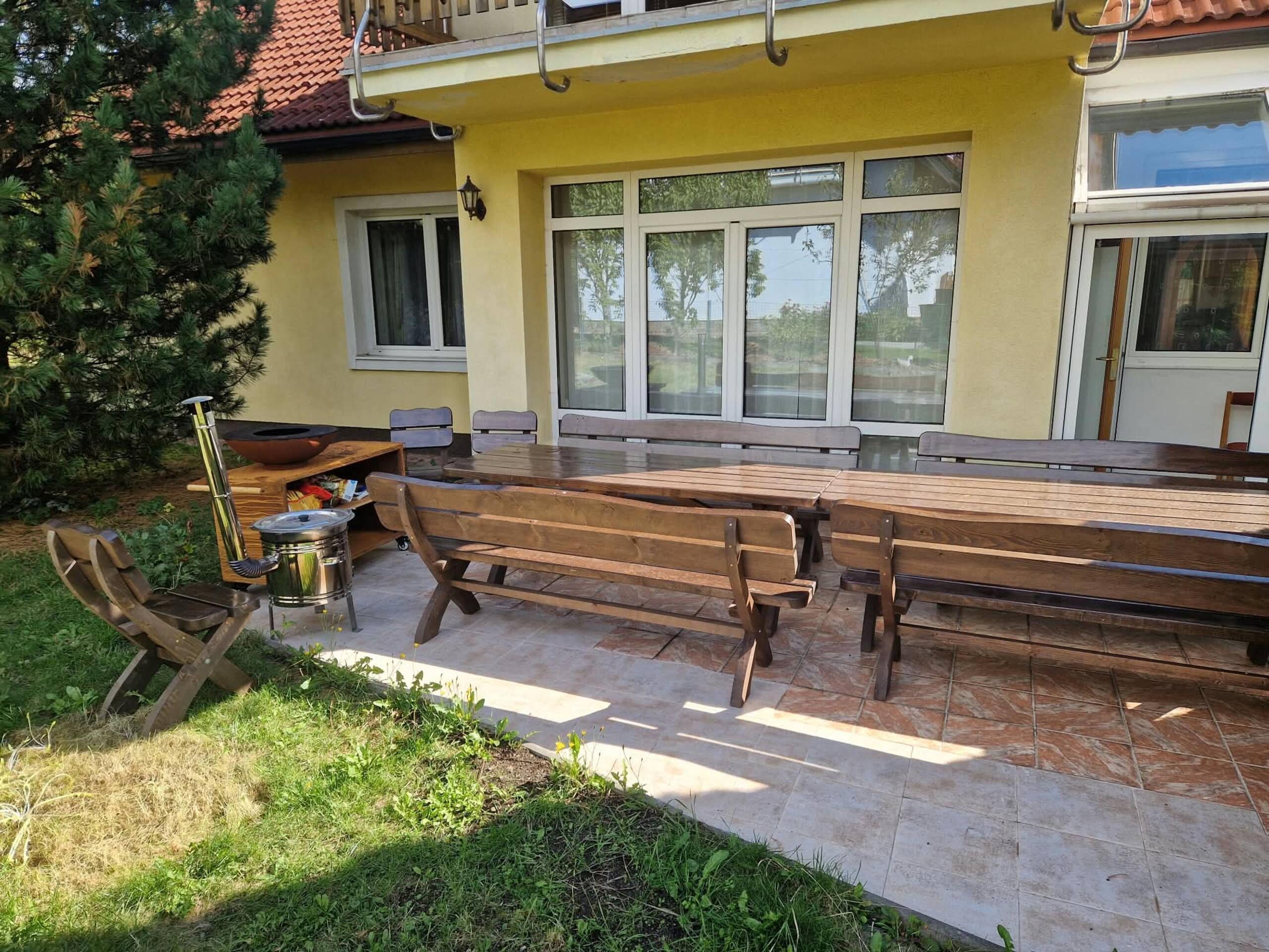 Exteriér - Family mansion with sauna, jacuzzi & gym