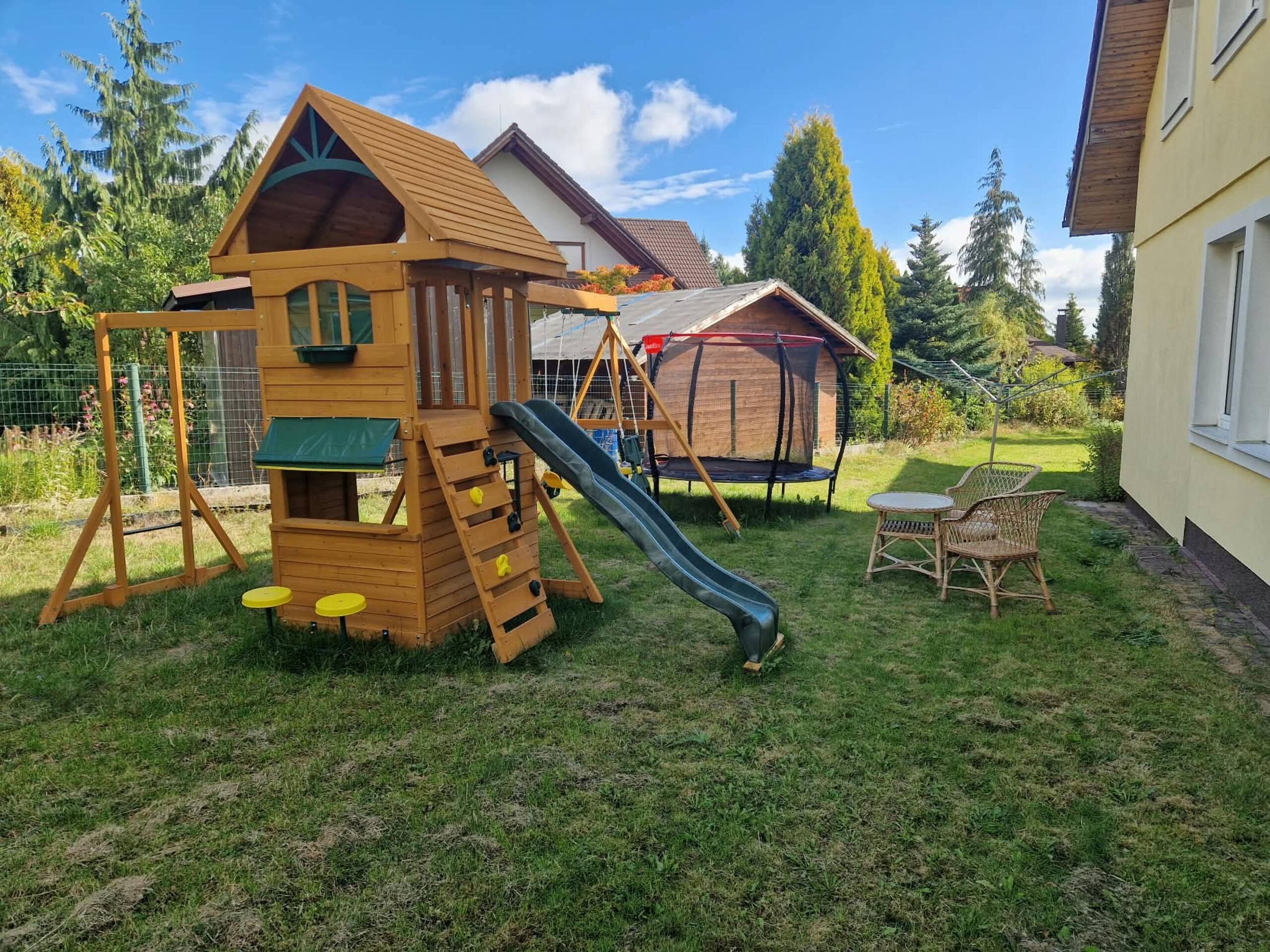 Exteriér - Family mansion with sauna, jacuzzi & gym