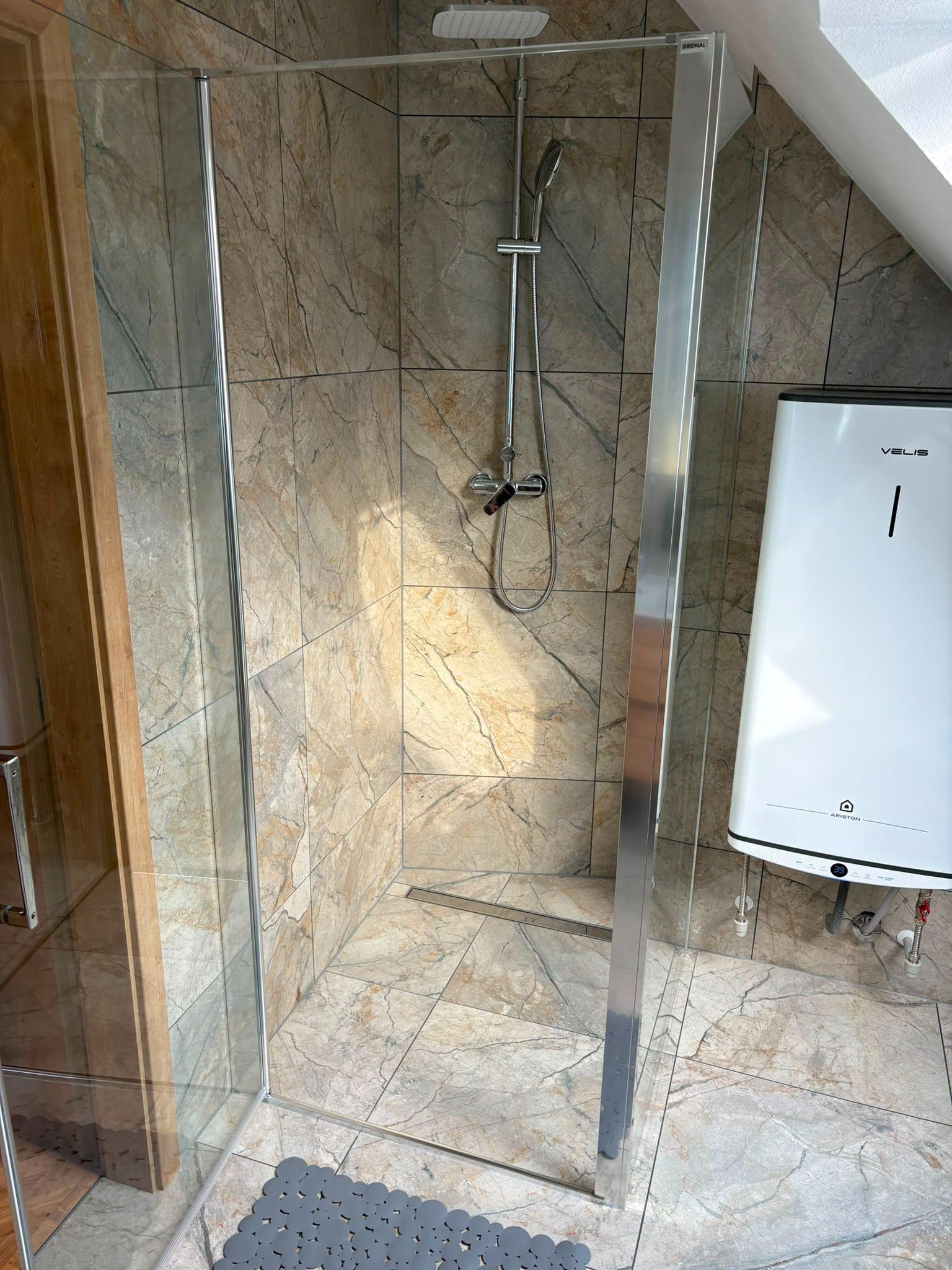 Podkrovní apartmán Třílůžkové studio s přistýlkou - Apartmány Jícha