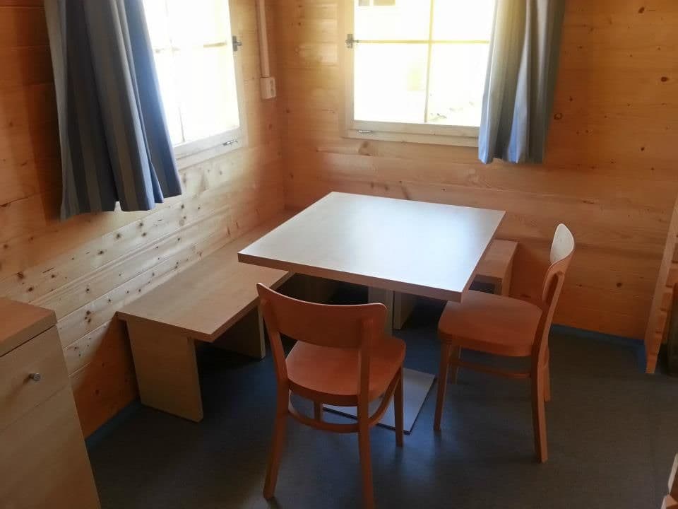 Chatka Typ B se spaním do patra Čtyřlůžkový pokoj - Camping Amerika