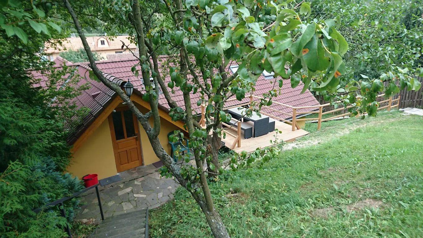 Exteriér - Chalupa 4 růžičky