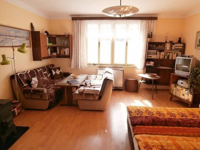 Žlutý apartmán  Apartmán s 1 ložnicí - Vesnická chalupa jako u babičky