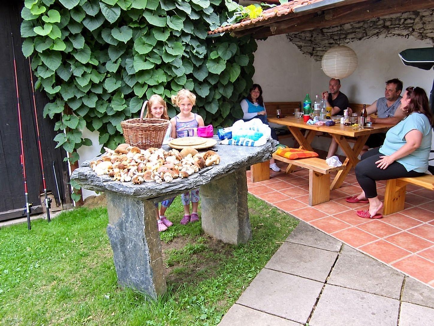 Exteriér - Vesnická chalupa jako u babičky