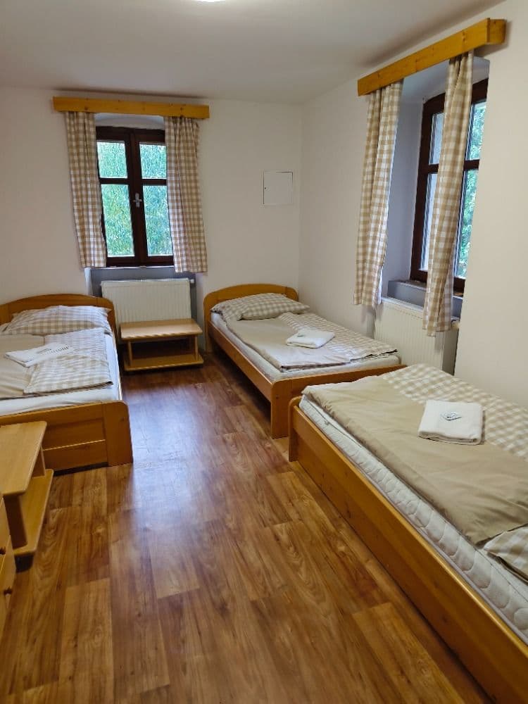 Třílůžkový pokoj Třílůžkový pokoj s přistýlkou - Panství Velichov
