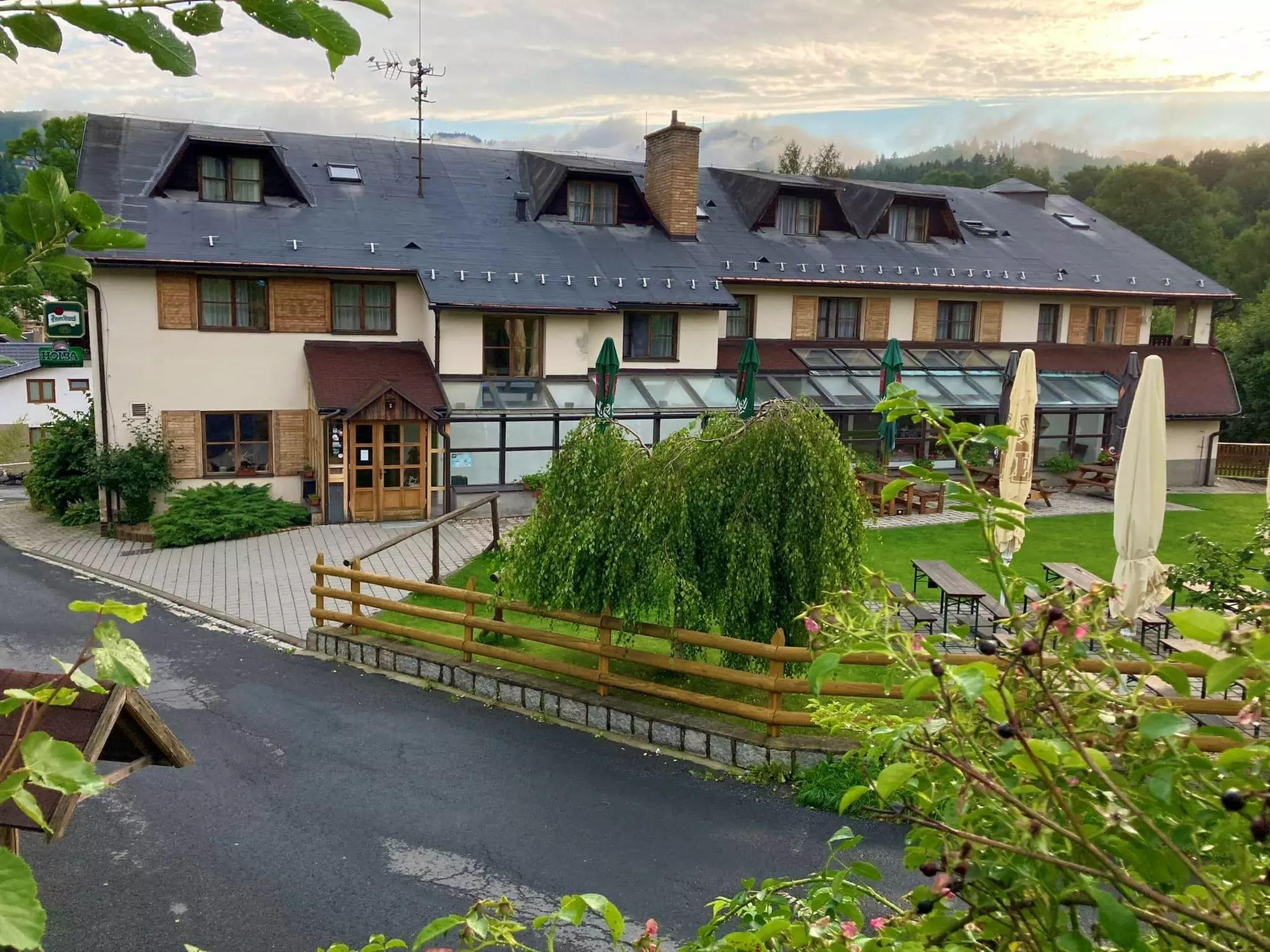 Hotel Starý mlýn v létě