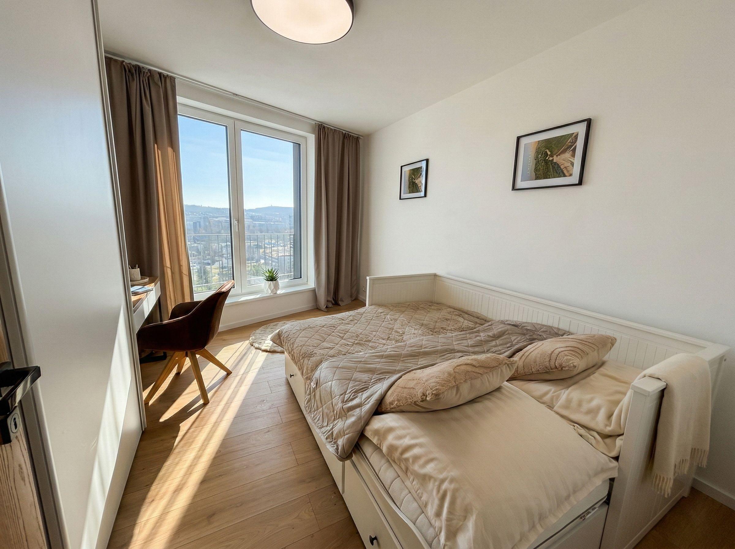 Moderný nový byt s výhľadom a parkovaním Apartmán s 2 ložnicemi - Moderní nový byt s výhledem a parkováním