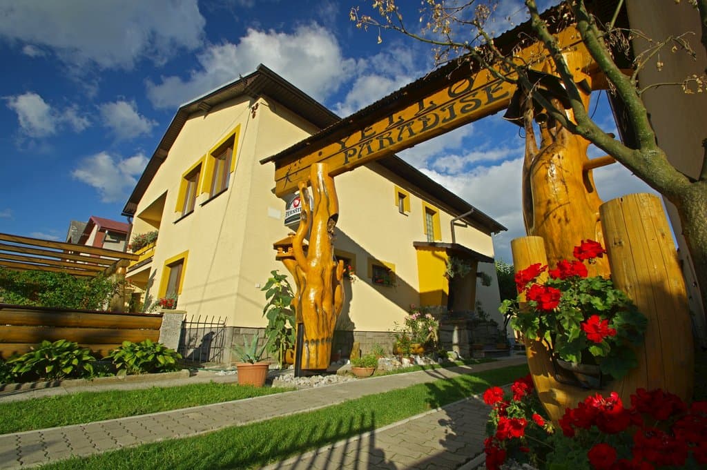 Yellow Paradise house