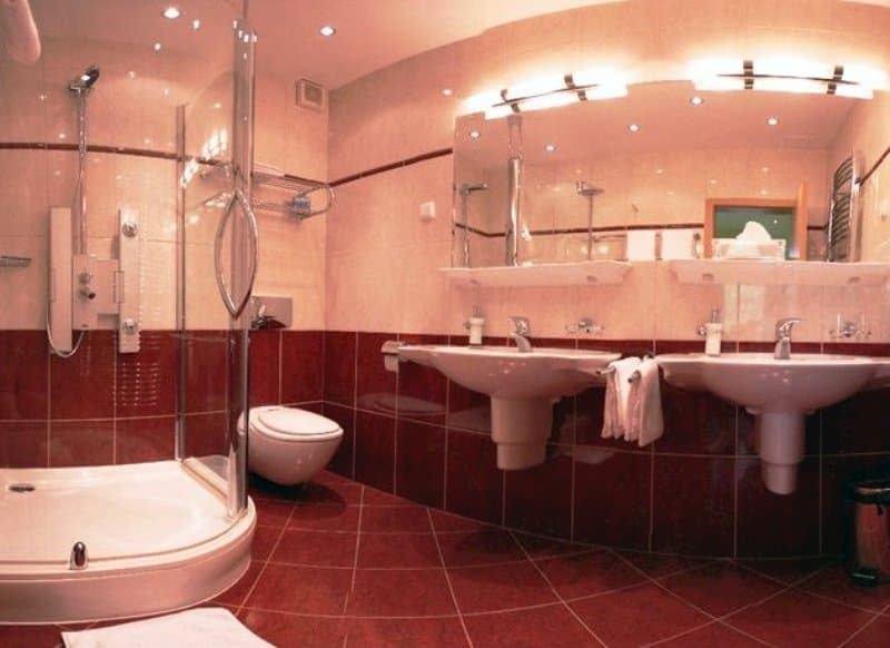 Hotel Relax Inn 49650