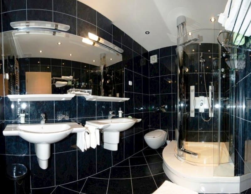 Hotel Relax Inn 49645