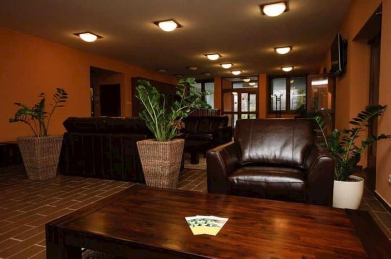 Hotel Relax Inn 49627