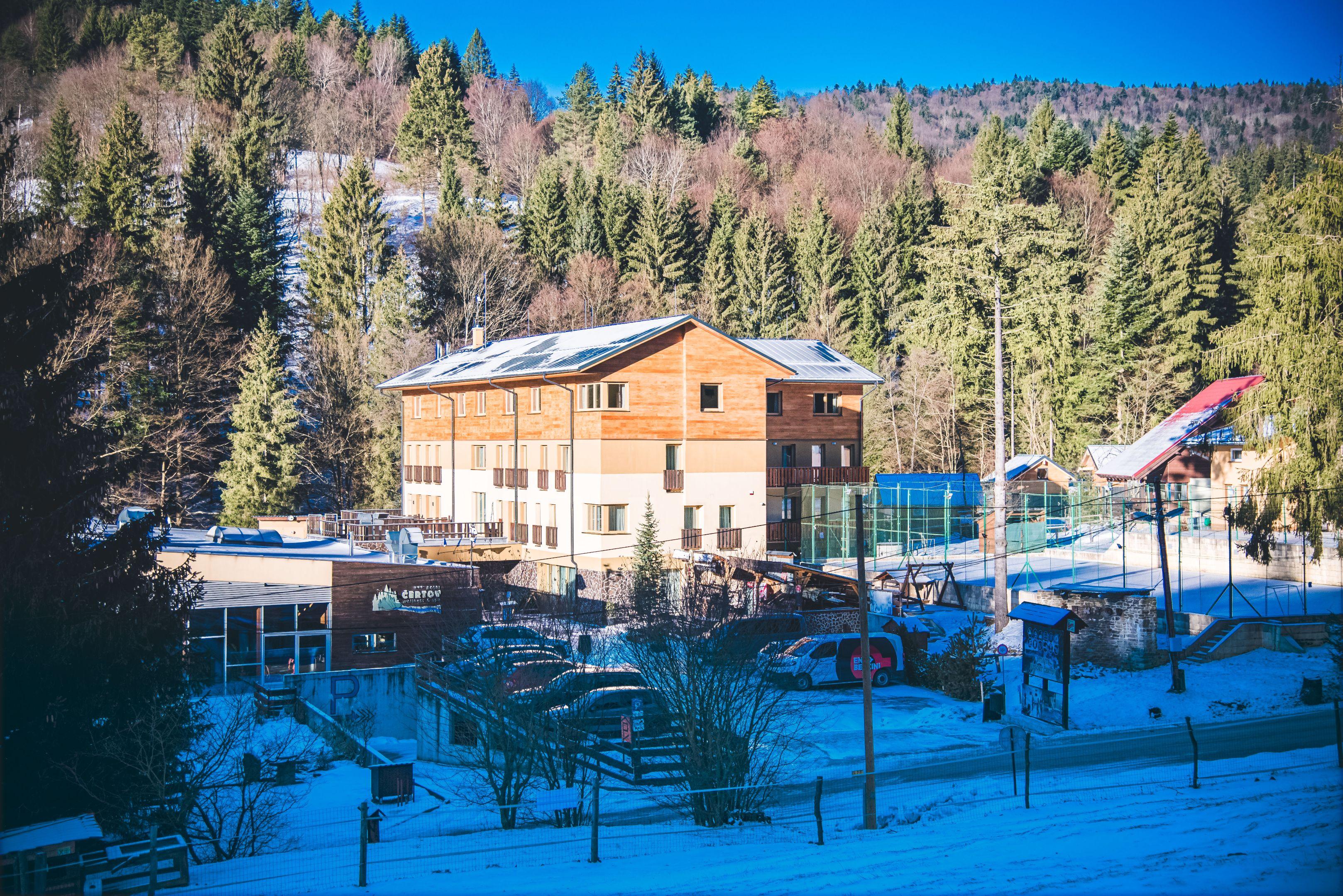 Exteriér - Wellness & Spa Hotel Čertov