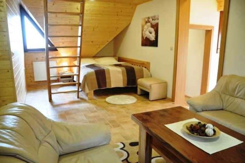 Šesťlôžkový apartmán Šesťlôžková izba - Salaš Vígľaš