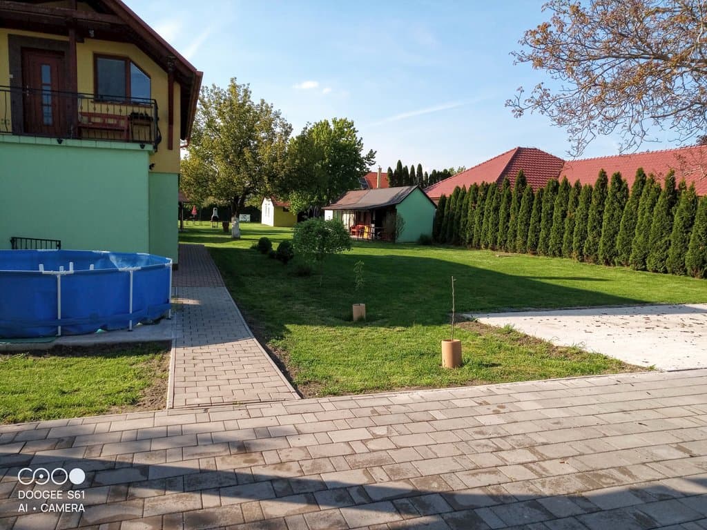 Chatky a apartmány Pod starým orechom - karavan - camp 659928