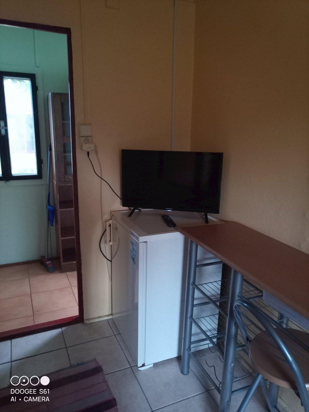 Chatka č.1 - Chatky a apartmány Pod starým orechom - karavan - camp