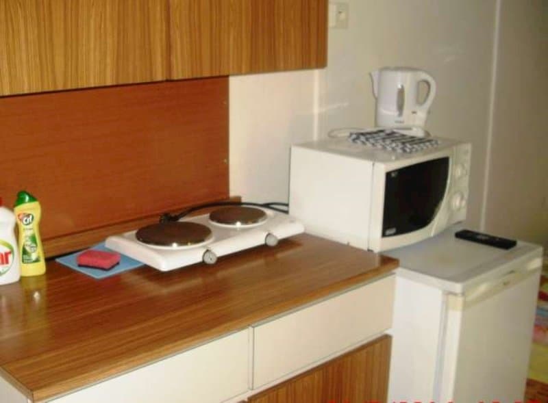 chatka č. 3 - č.4 - Chatky a apartmány Pod starým orechom - karavan - camp