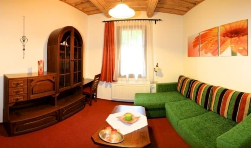 4-lôžkový apartmán - Penzión s reštauráciou Banská Klopačka