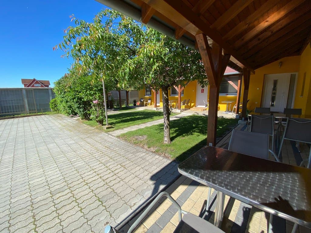HB Apartments Ve k Meder hb-apartments-ve-k-meder