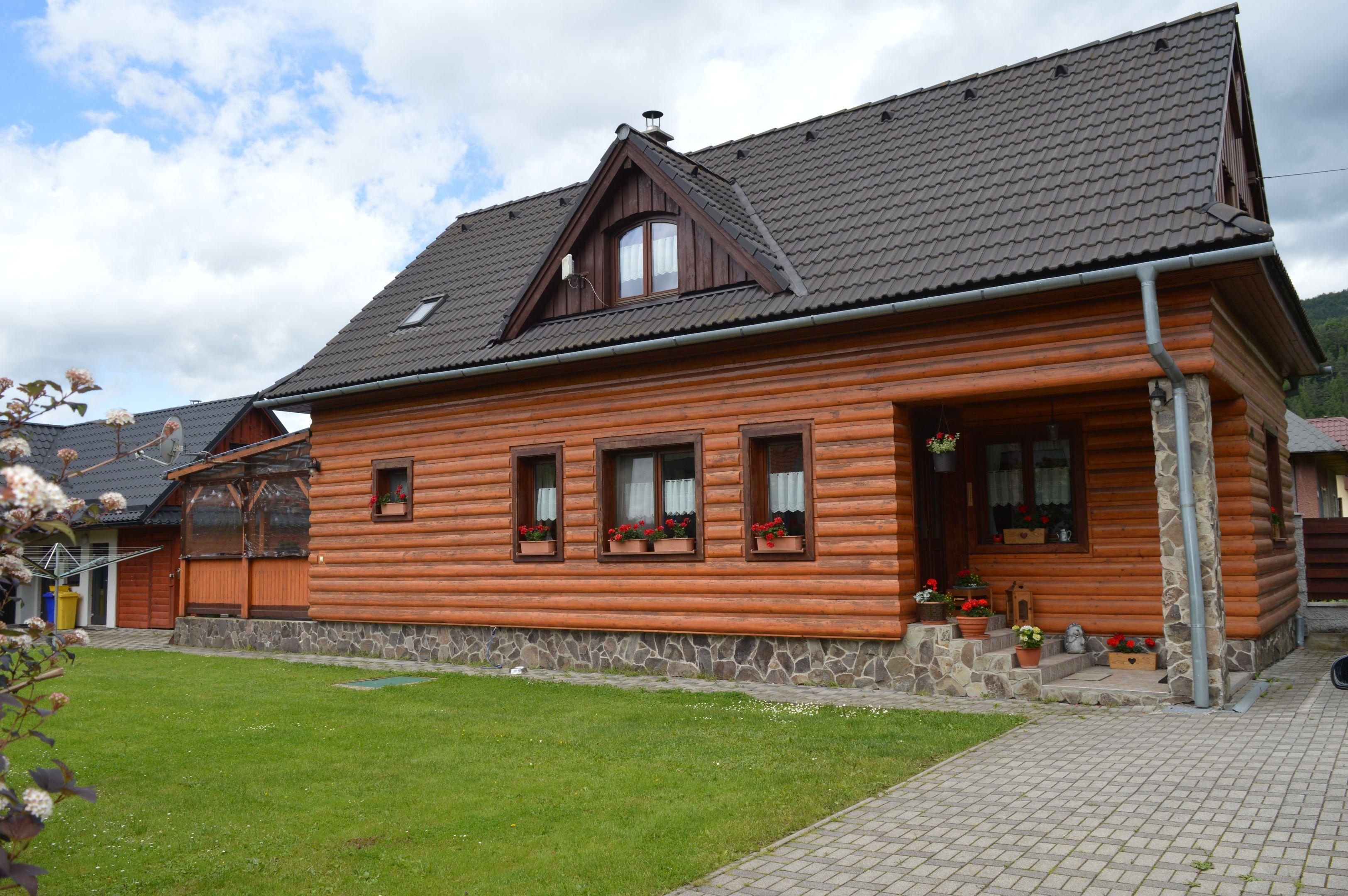 Teren zewnętrzny - Domek pod lipou