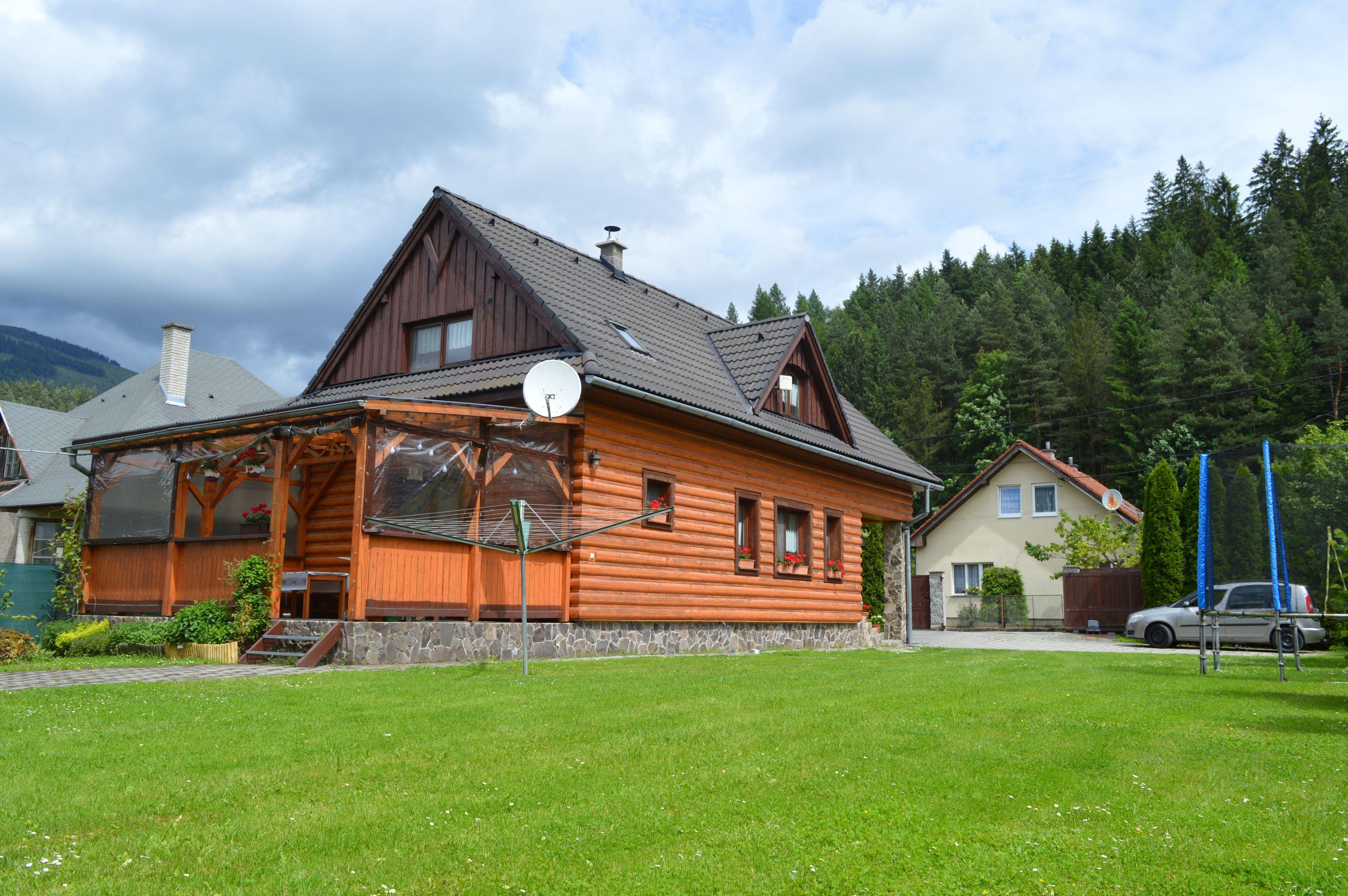Domek pod lipou