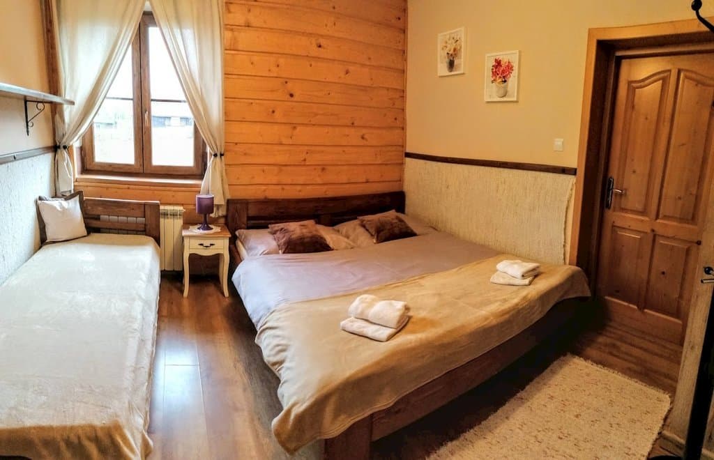 Apartmán č. 1 Apartmán s 3 ložnicemi - Vila Panoráma a Chatka Antošák