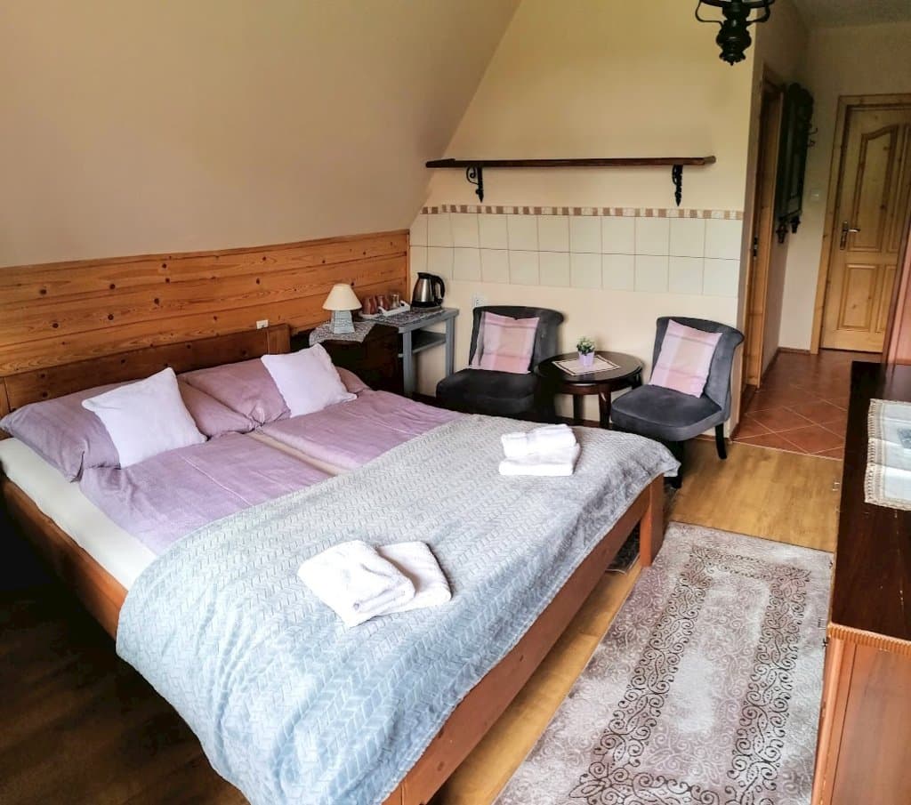 2-lôžková izba s balkónom - Vila Panoráma a Chatka Antošák