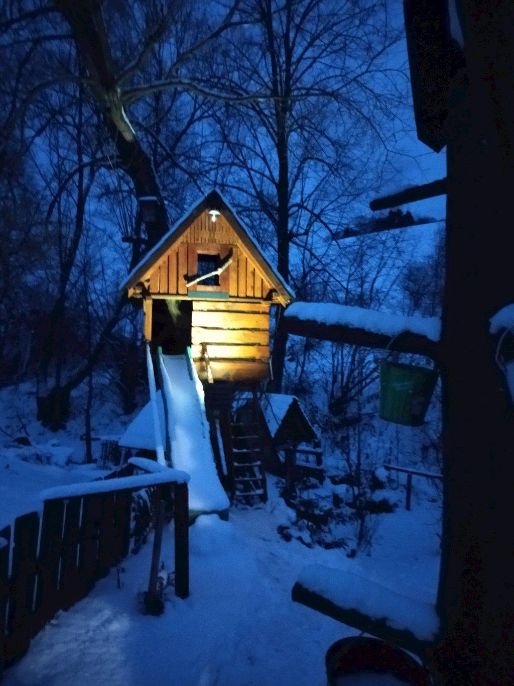 Kültér - Házikó Emka
