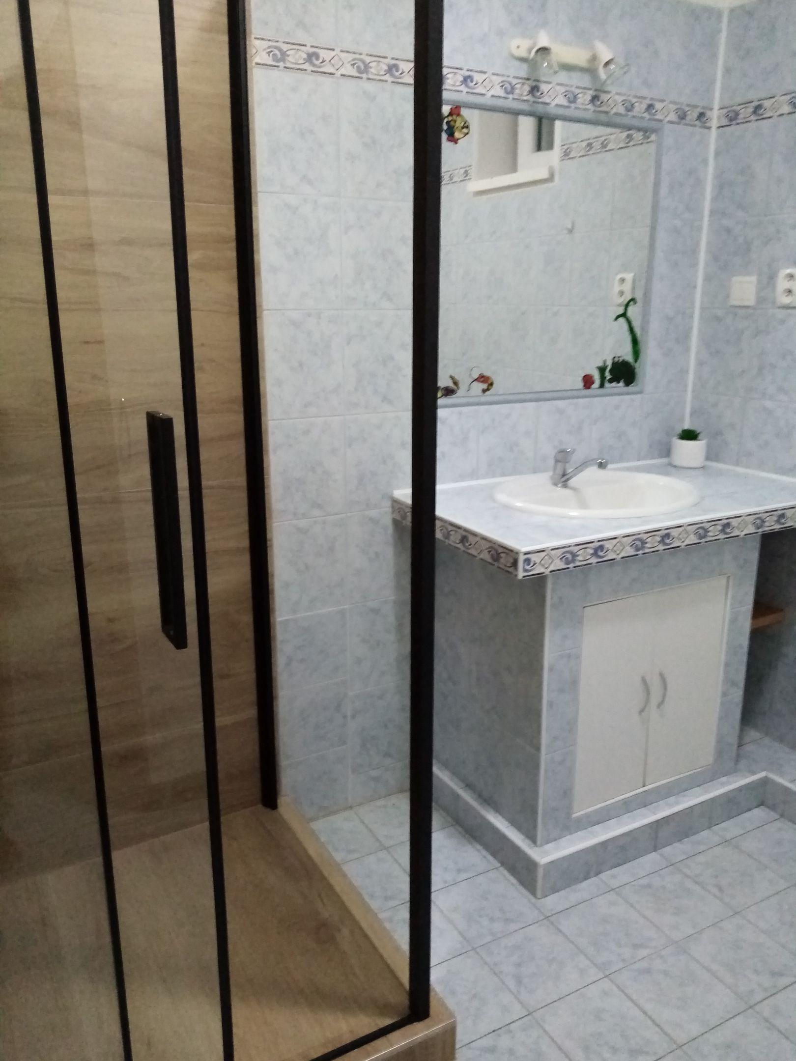 Badezimmer mit Toilette - Rekreačný dom Žitava