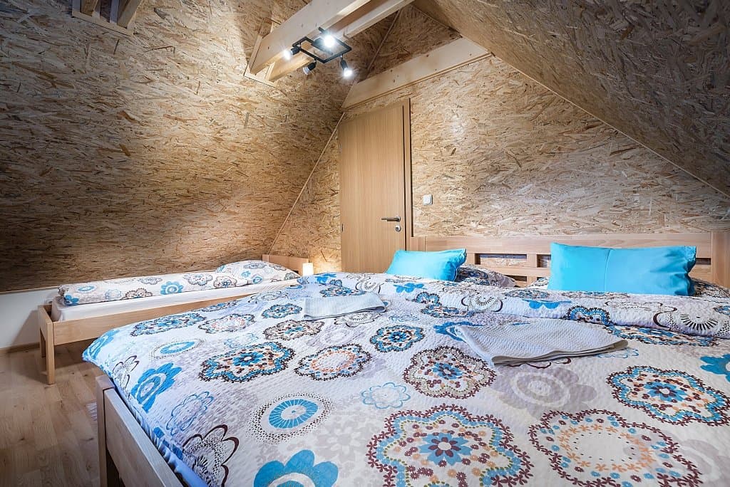 izba pre 3 osoby - Domek pod lesom Kvačany