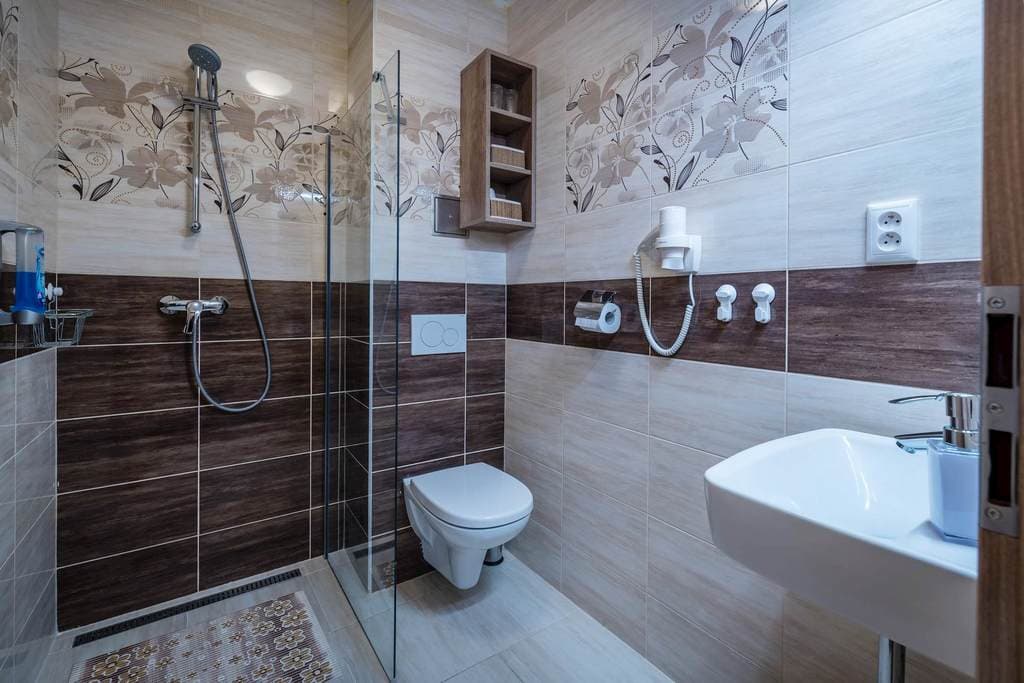 Apartmán s manželskou posteľou a dvomi prístelkami - Ferienwohnungen Termál