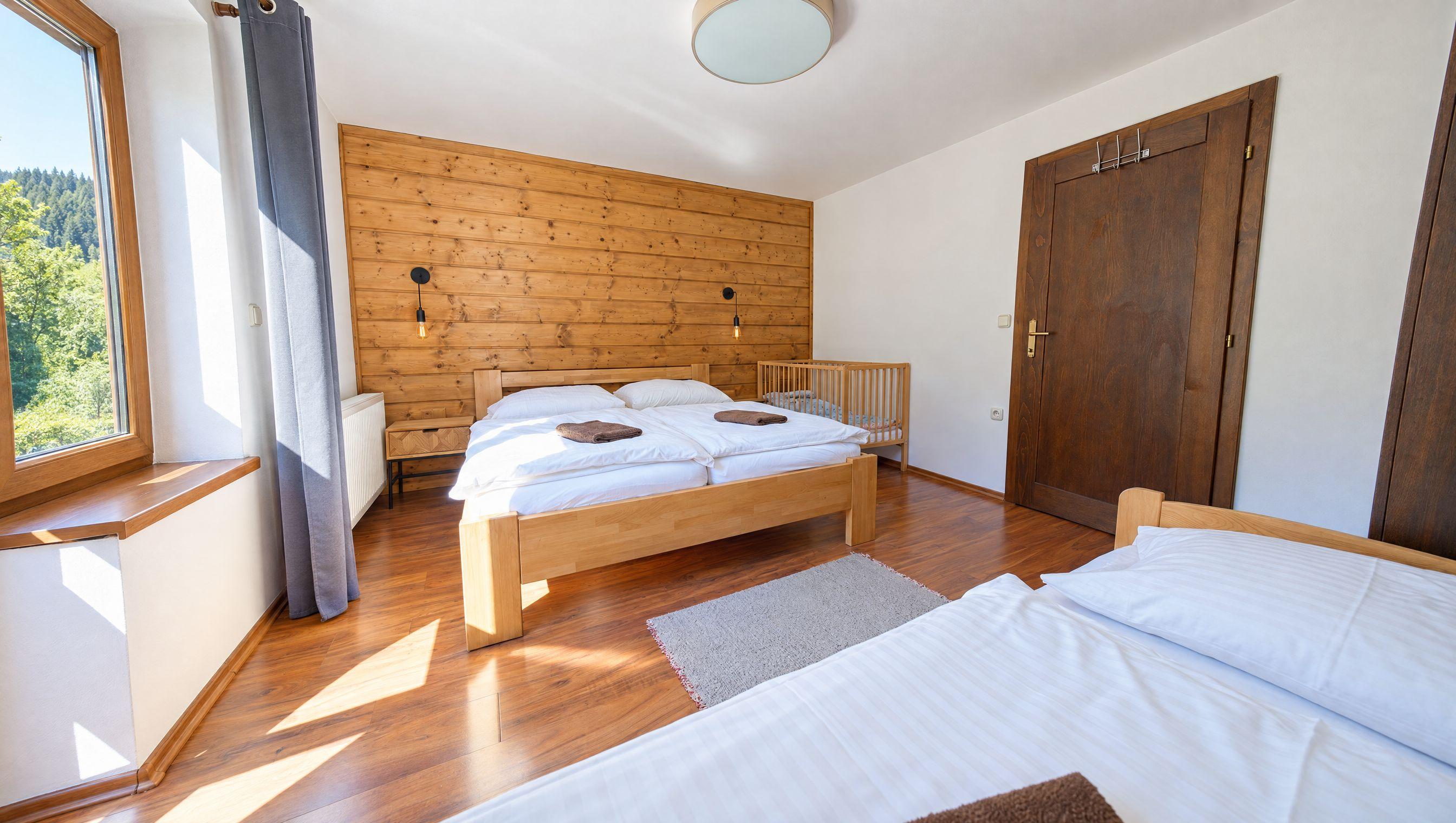 Apartmán č. 3 s detskou postieľkou Apartmán s 1 spálňou - Apartmánová Chata Tichá