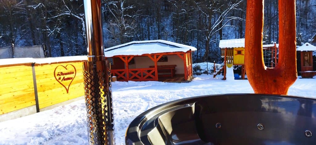 niečo na zohriatie - kúpacia kaďa - Blockhaus u Antona