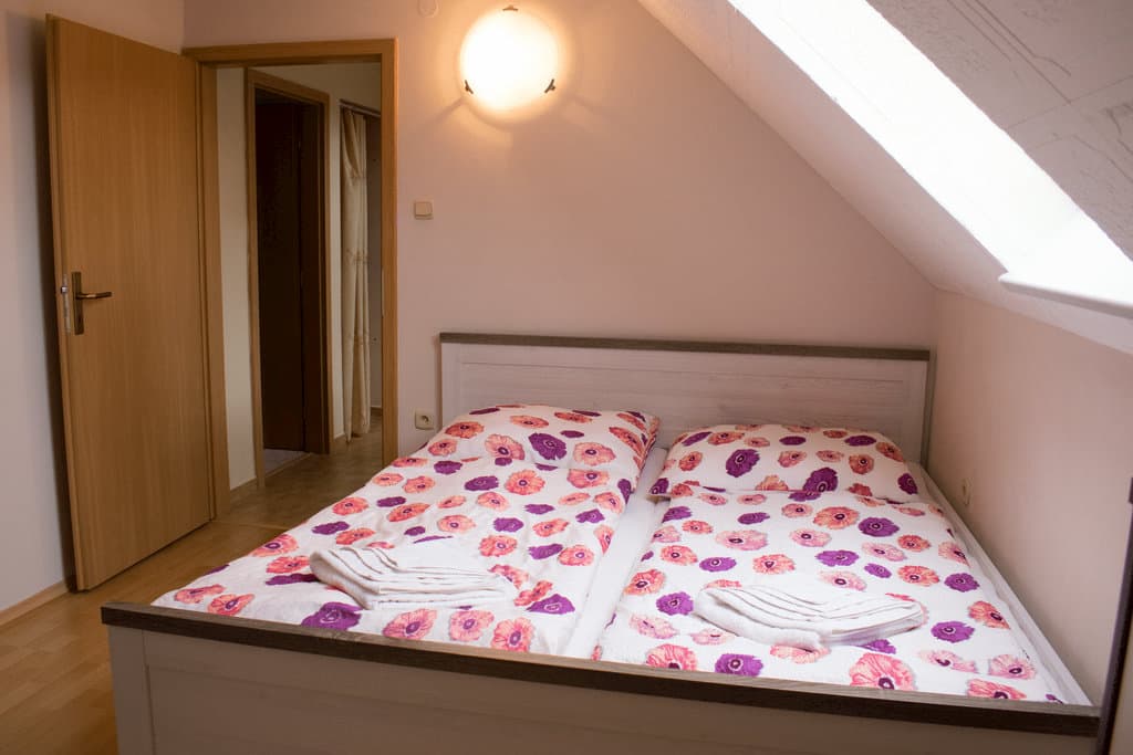 Zweibettzimmer  - Ferienhaus Zojka Štiavnica