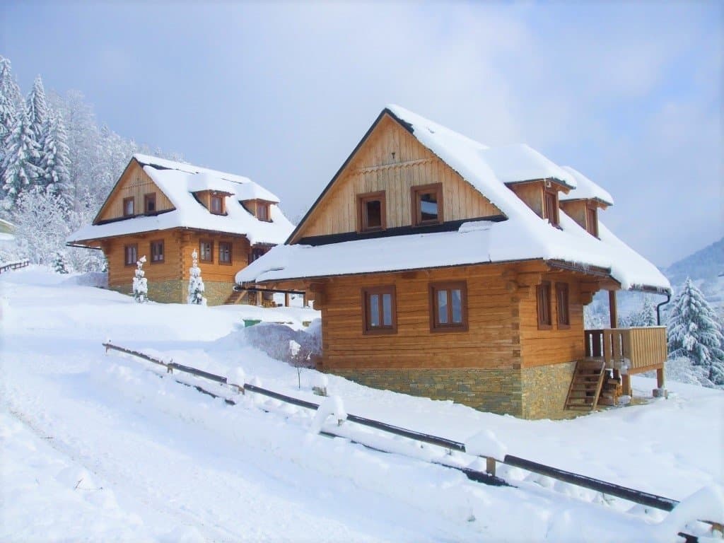 Berghütten Nezábudka a Čakanka im Winter