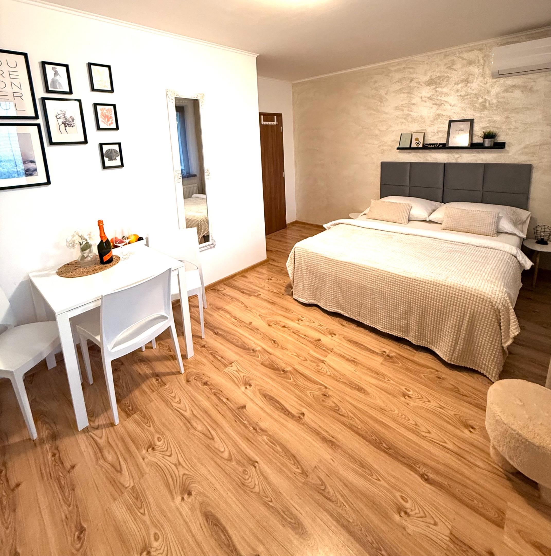 Apartmán pre 4 osoby (plus pristelka) Apartmán s 2 spálňami - Apartmány Zelený dom