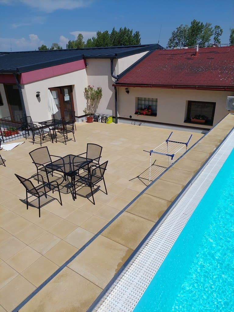 Teren zewnętrzny - Wellness rodinný hotel U Langrů