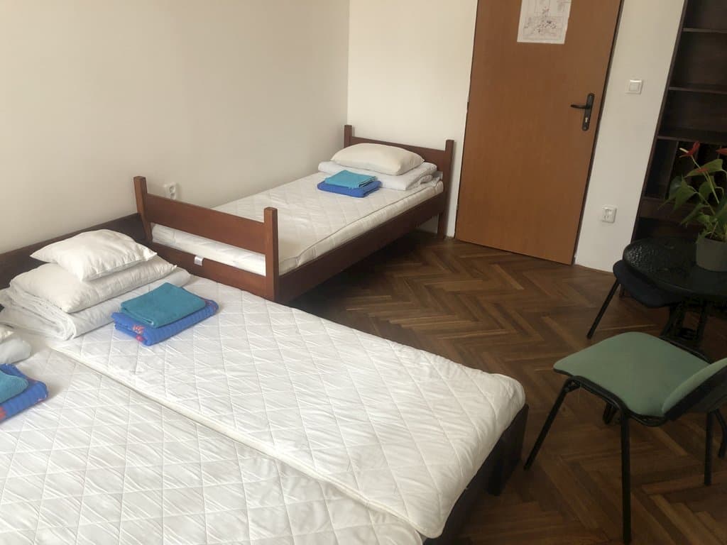 Třílůžkový pokoj  - Turistická ubytovna Křinice