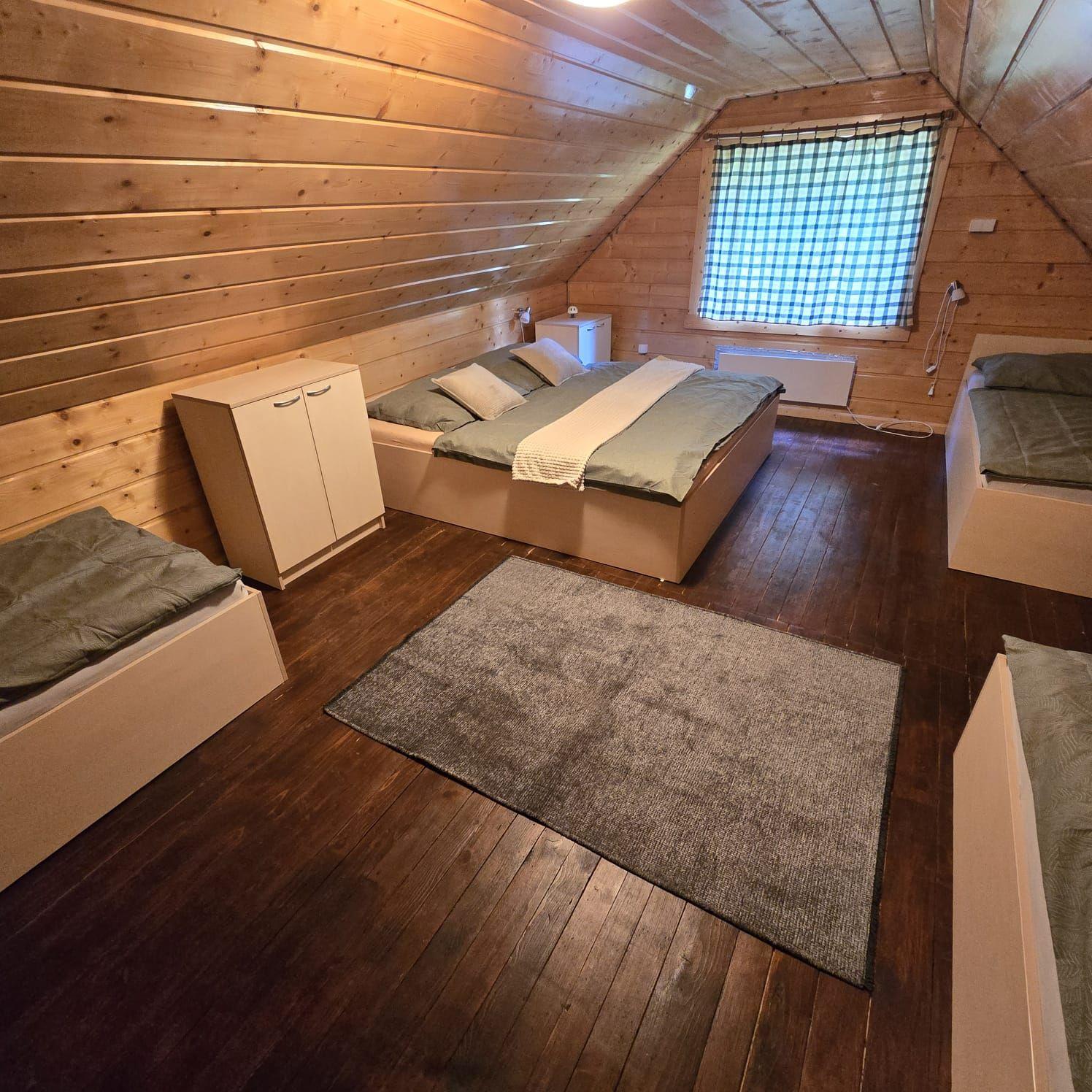 Fünfbettzimmer  - Chalupa na Tižine