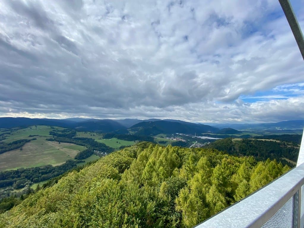 Vyhliadková veža Brezno 15 min - Drevenica Emilka