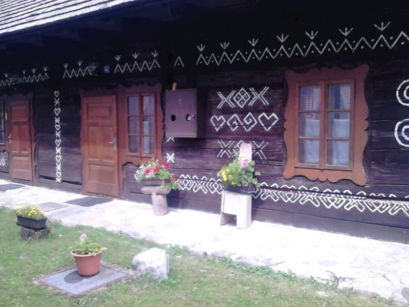v lete - Drevenička pod vlekom