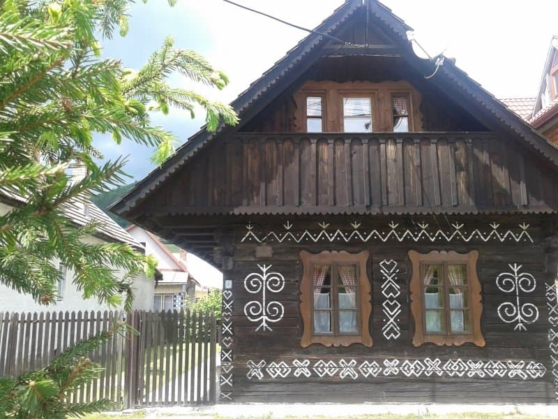 Drevenica v lete - Drevenička pod vlekom