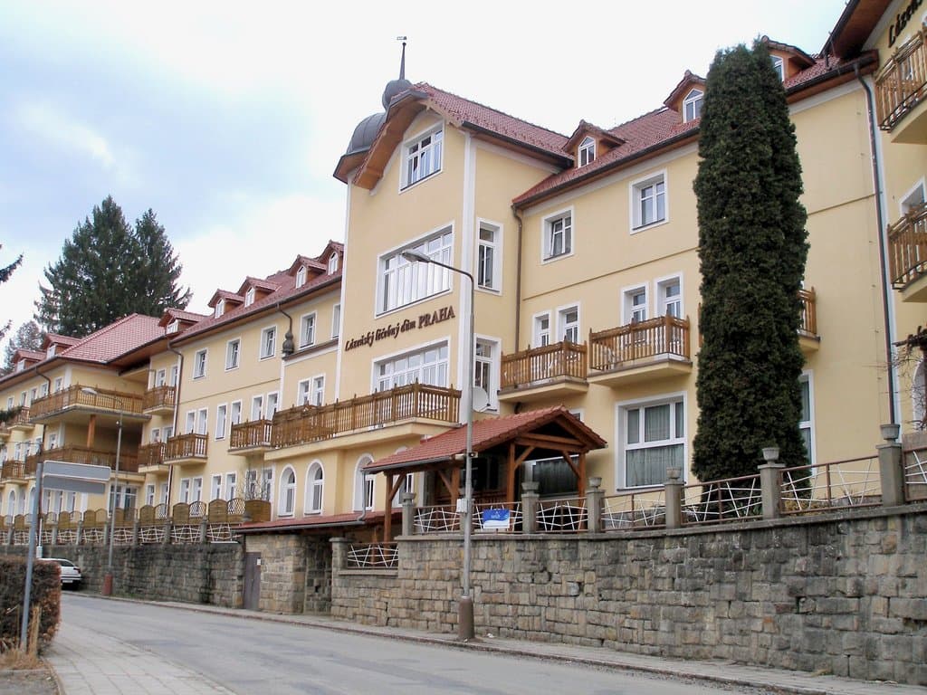 Lázeňský léčebný dům PRAHA
