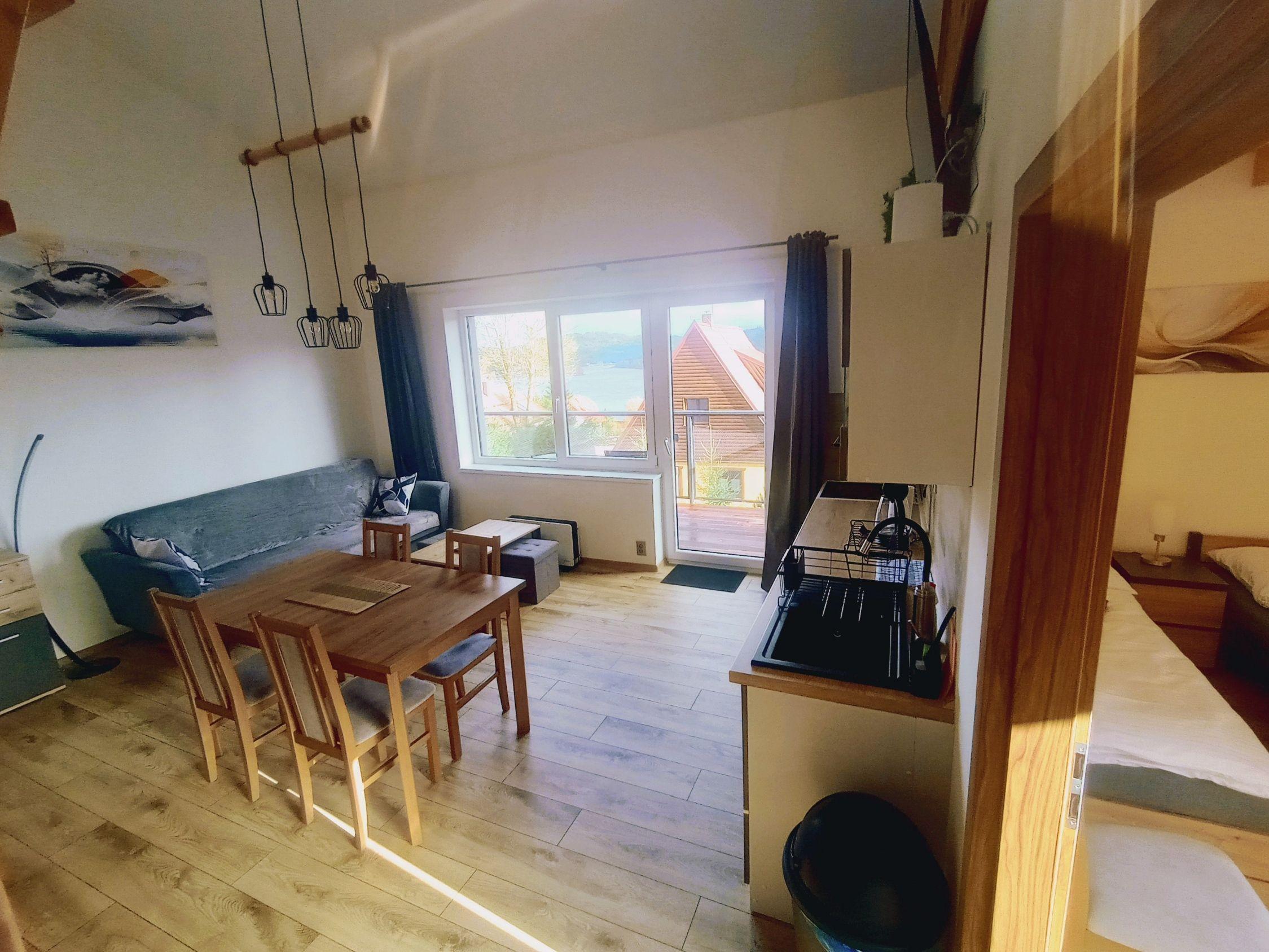 Apartmán A1 Mezonetový apartmán s 3 ložnicemi - Apartmány u lesa