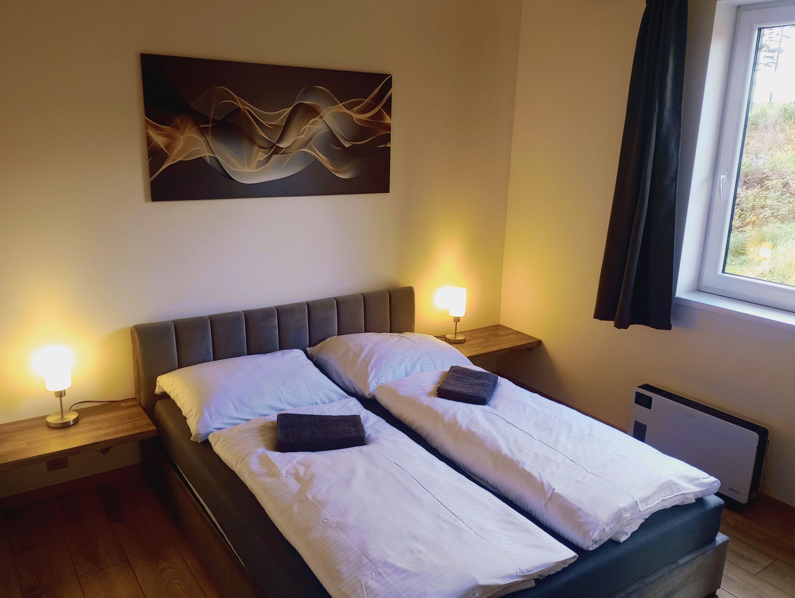 Apartmán A1 Mezonetový apartmán s 3 ložnicemi - Apartmány u lesa